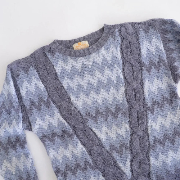 Vintage  White Stag Multi Blues Chevron Print Sweater Size Large - Picture 9 of 12